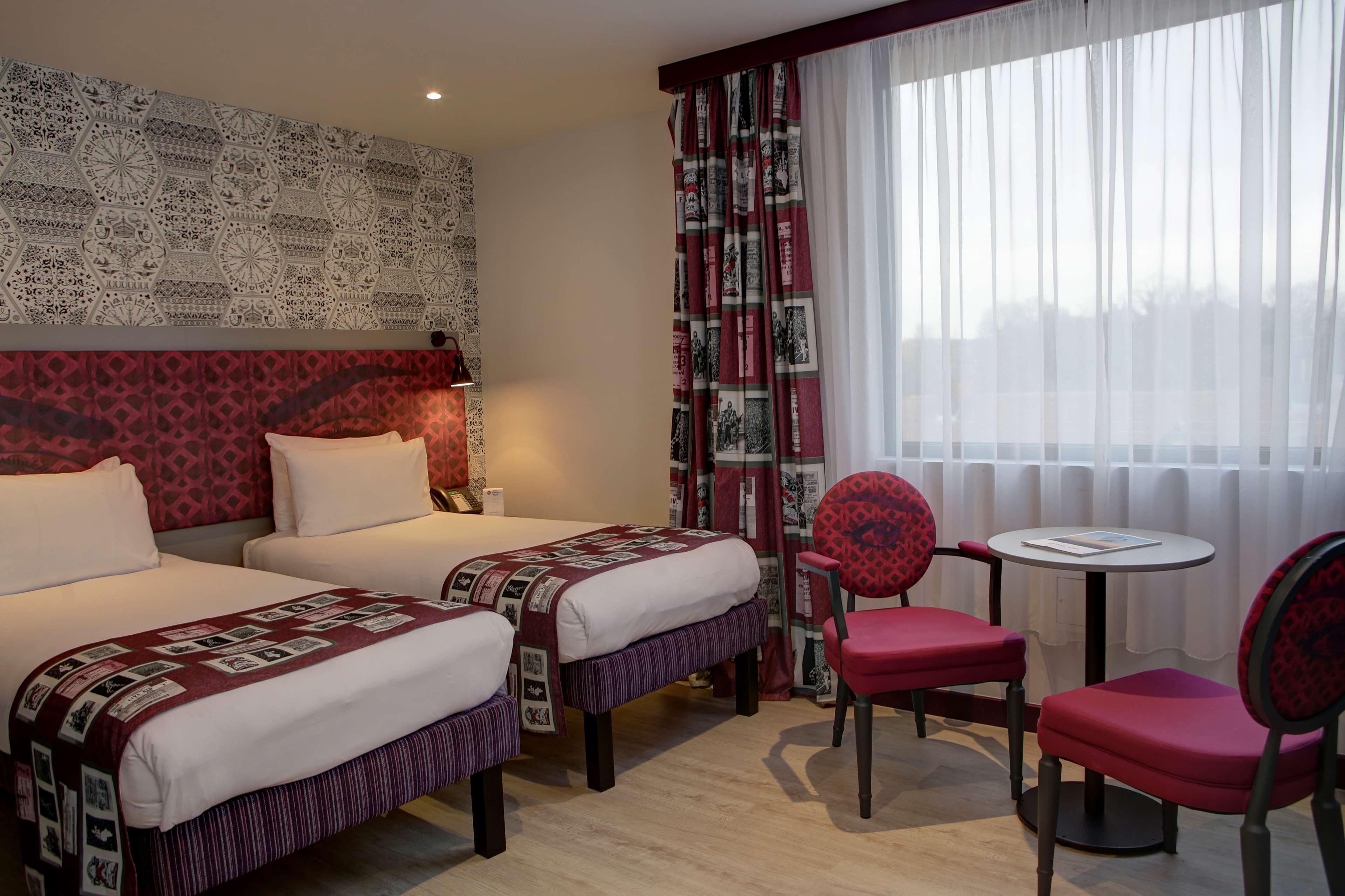 Best Western Plus Woodstock Inn & Suites Bagian luar foto