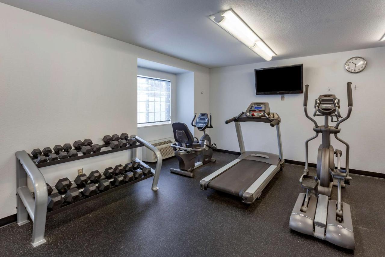 Best Western Plus Woodstock Inn & Suites Bagian luar foto